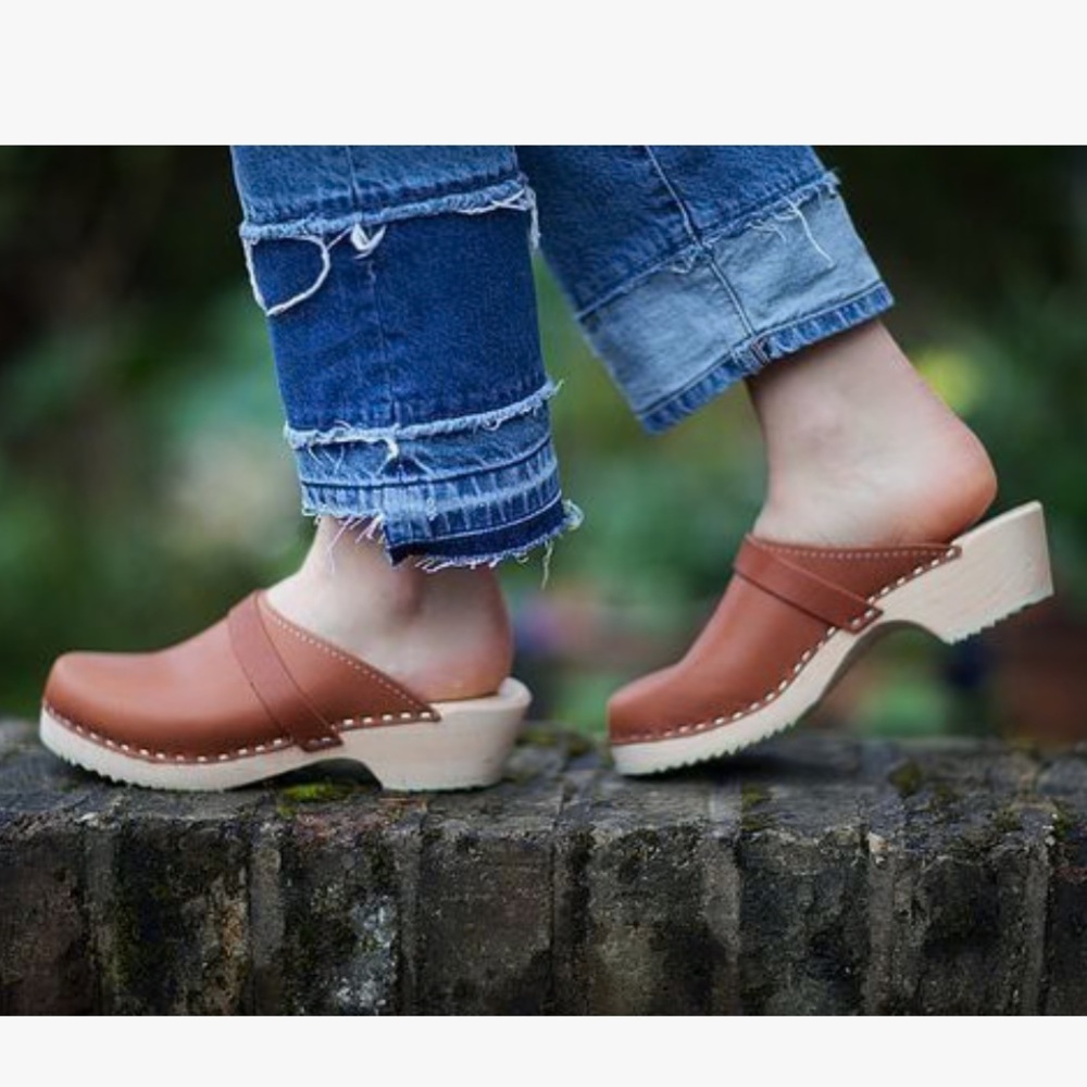 EUC Lotta from Stockholm Classic Leather Clogs